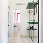Guesthost - Railway Station Lovely Apartamento *