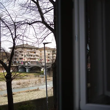 Guesthost - Railway Station Lovely Parme