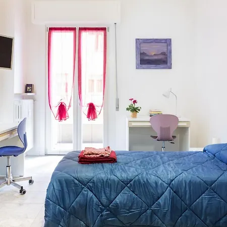 アパート Railway Station Lovely