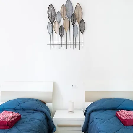 Railway Station Lovely パルマ