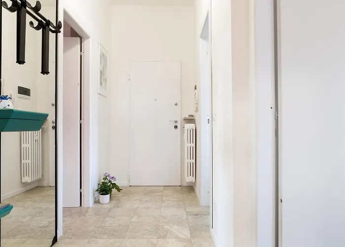 Guesthost - Railway Station Lovely Appartement *