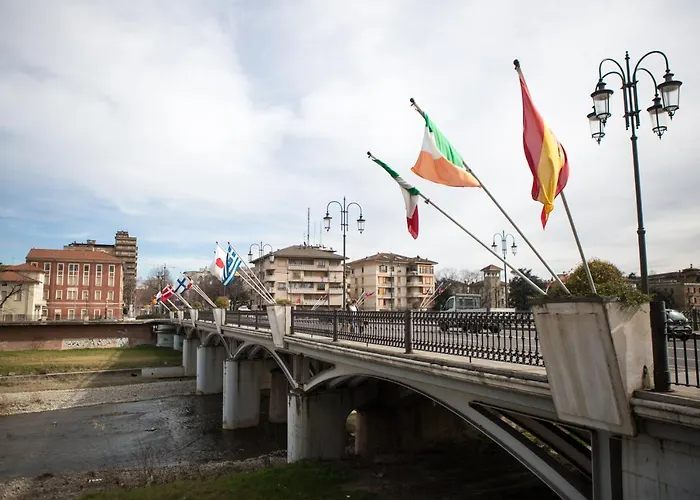 Railway Station Lovely Διαμέρισμα *